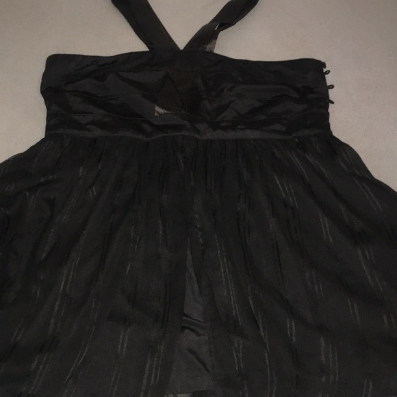 Halter top - Picture 3 of 5